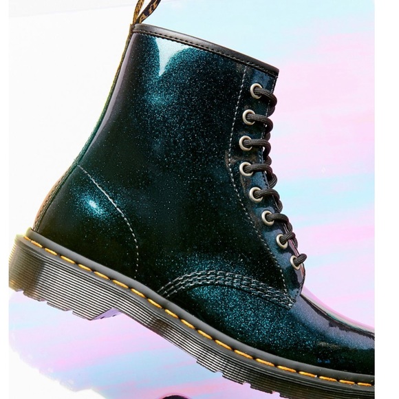 dr martens 1460 39